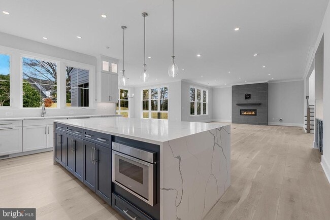 Building Photo - 5613 34th St N