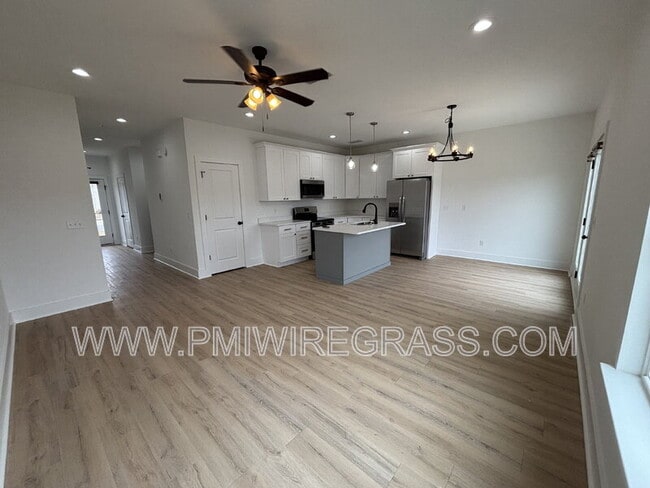 Building Photo - 106 Jennie Dr