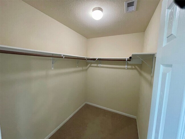 Building Photo - 4903 Spring Showers Ct