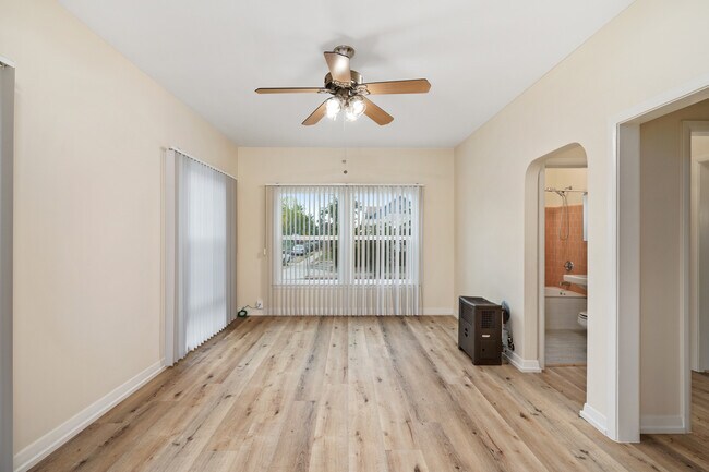 Building Photo - 4121 Halldale Ave