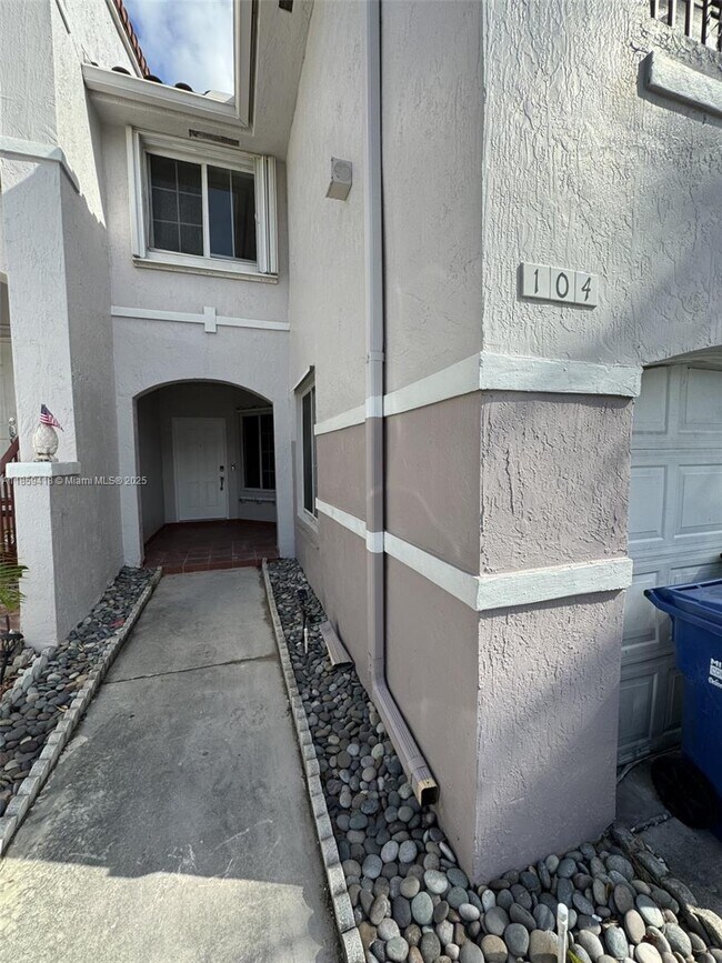 Building Photo - 10245 SW 154th Cir Ct