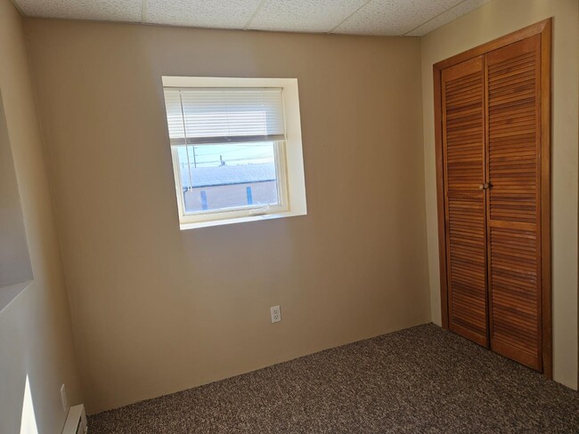 Building Photo - 341 N Lafayette St