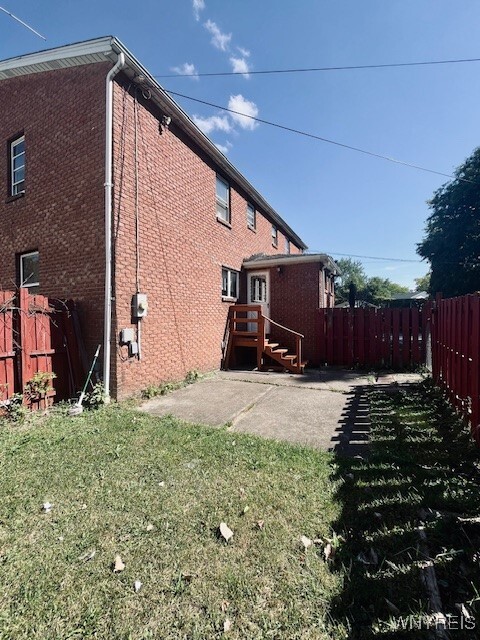 Building Photo - 199 Fairgreen Dr