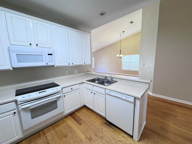 Building Photo - 1125 Mosswood Chase