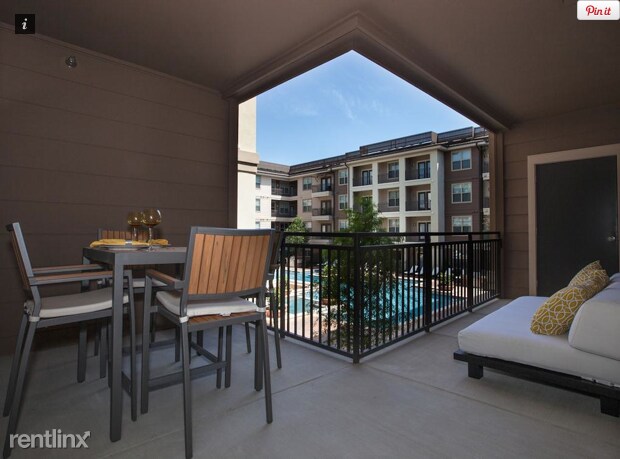 Building Photo - 1 br, 1 bath Apartment - 5850 Maple Ave 596