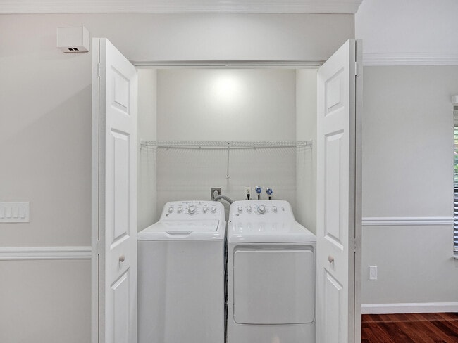 Building Photo - 9280 Sable Ridge Cir