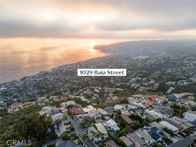 Building Photo - 1029 Baja St