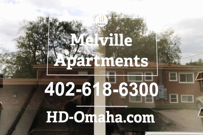 Building Photo - Great location and beautiful updates.  Pet friendly one bedroom in Bellevue.