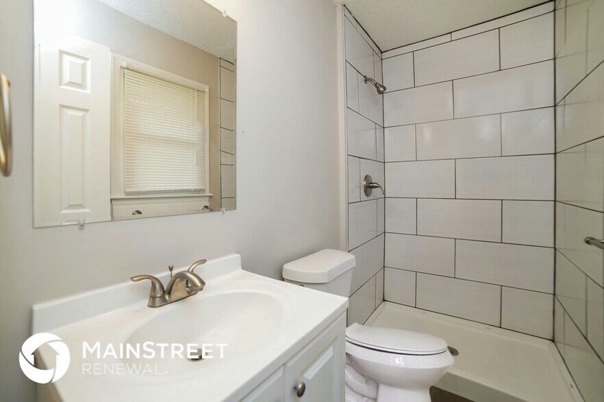 Building Photo - 7630 E 52 Terrace