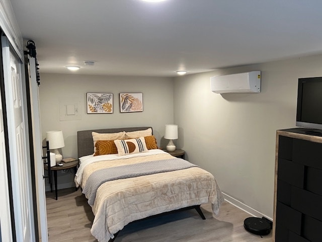 Bedroom- Queen Bed - 224 Columbus Dr