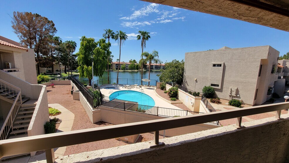 Building Photo - 11666 N 28th Dr