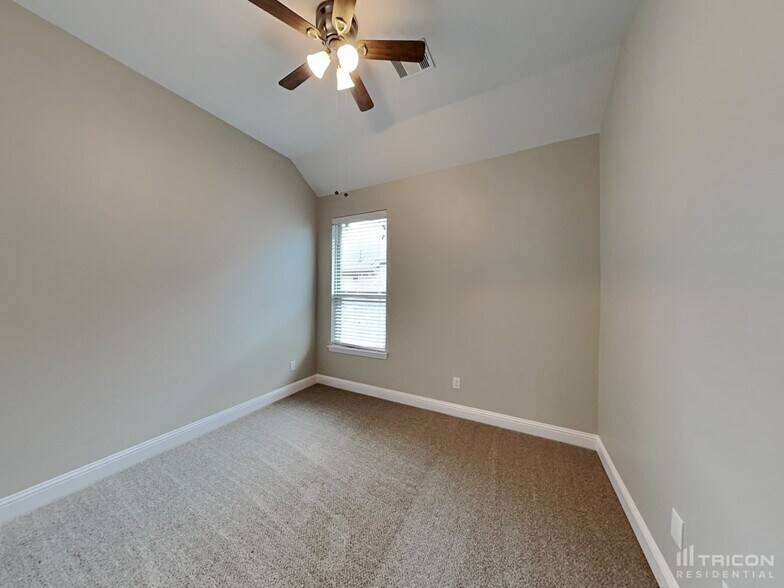 Building Photo - 127 Old Spanish Trail