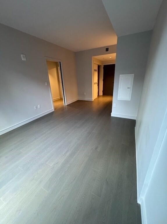 Building Photo - 55 Lagrange St