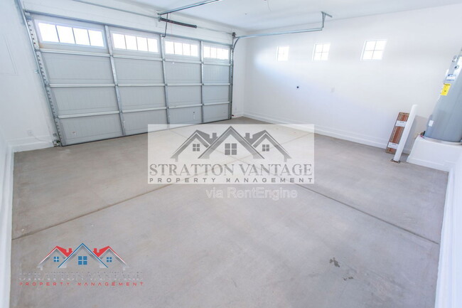 Building Photo - 4117 E Pinto Dr