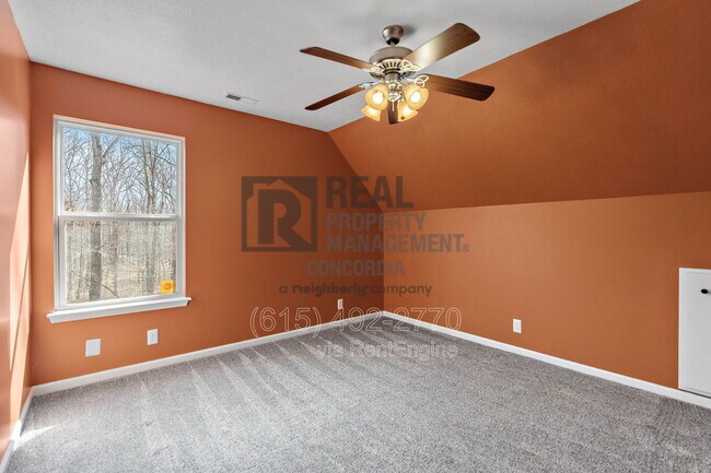 Building Photo - 1024 Atwood Ct