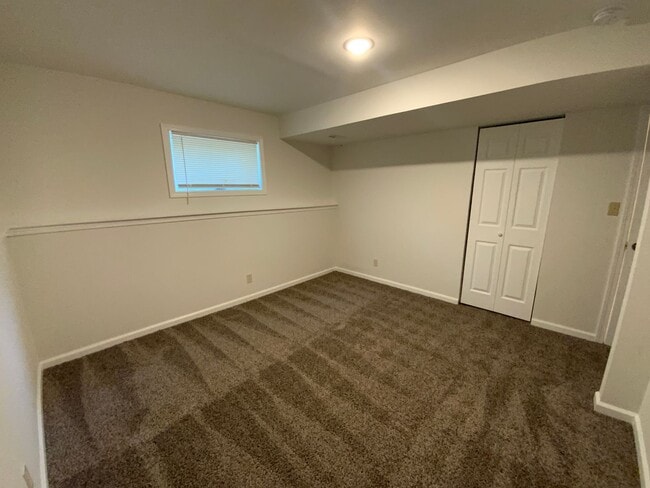 Building Photo - 201- 203 Briarcrest Ct