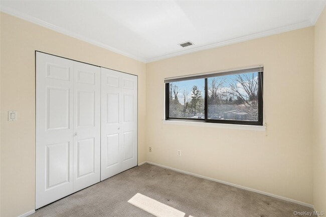 Building Photo - 87 Northgate Cir
