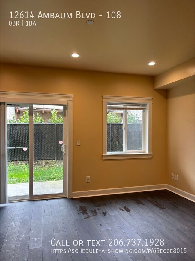 Building Photo - 12614 Ambaum Blvd SW