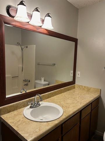 Building Photo - 308 Avenue E Ave