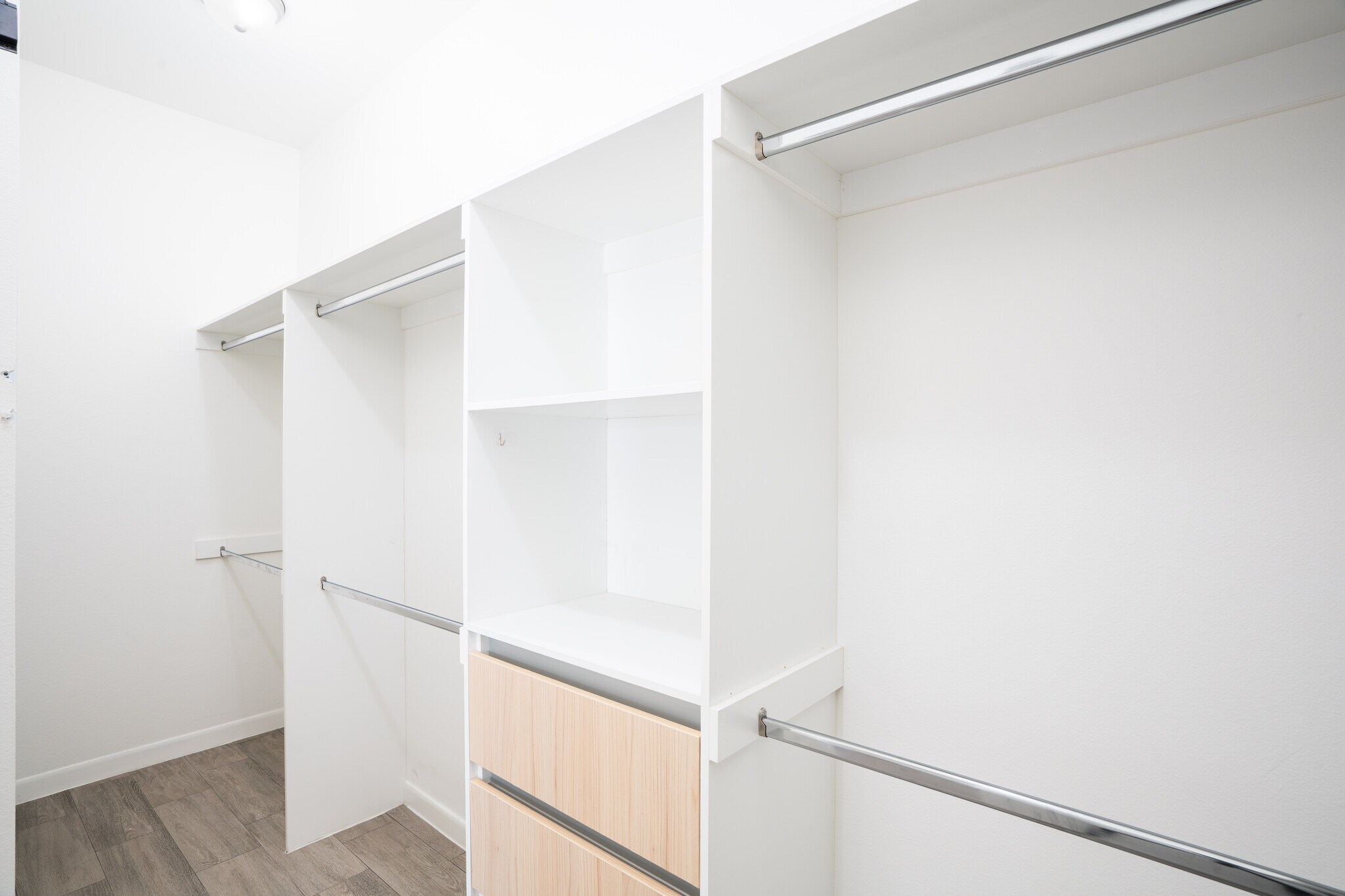 Building Photo - 12509 N 40th St