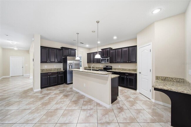 Building Photo - 12125 Streambed Dr