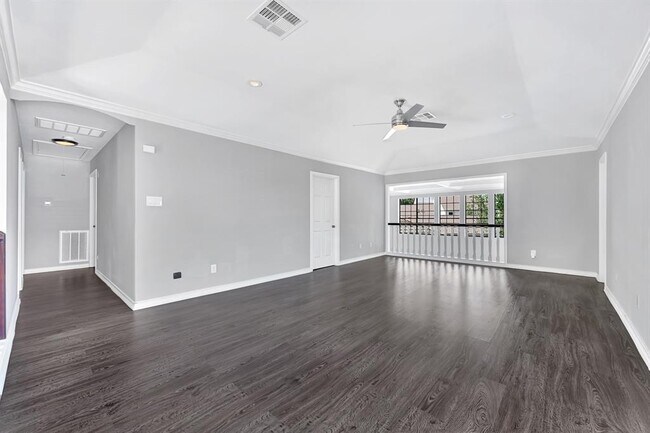 Building Photo - 3555 Ashfield Dr