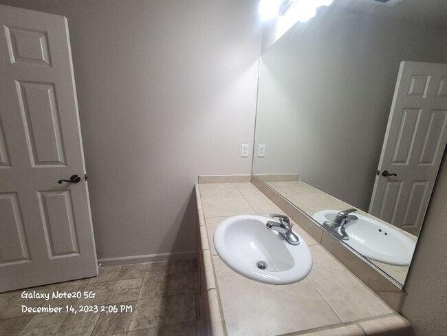 Building Photo - 2373 Kamerin Ln