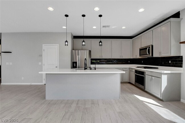 Building Photo - 8067 Tank Loop St