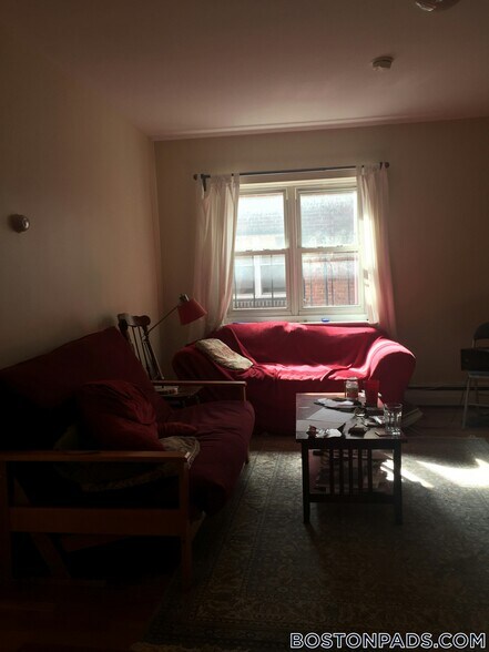 Building Photo - 67 Chiswick Rd