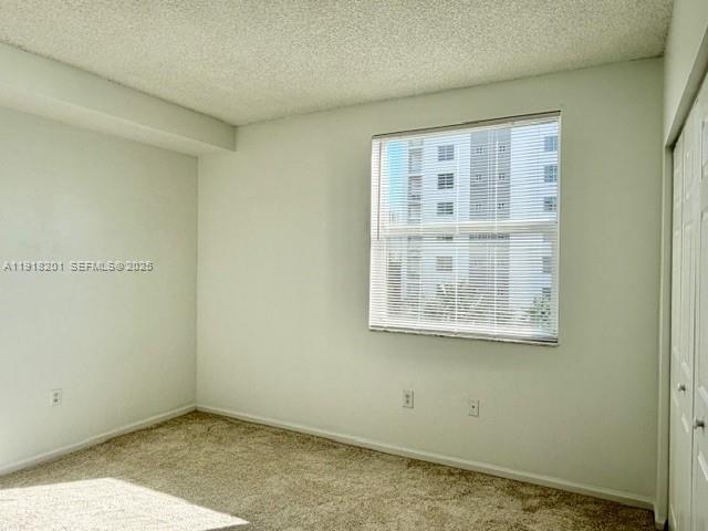 Building Photo - 17100 N Bay Rd