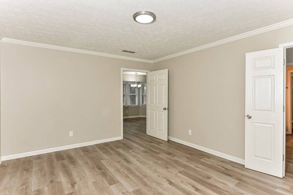 Building Photo - 3811 Eden Glen Dr SE