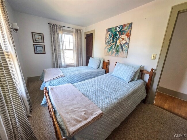 Building Photo - 5358 W Lake Rd