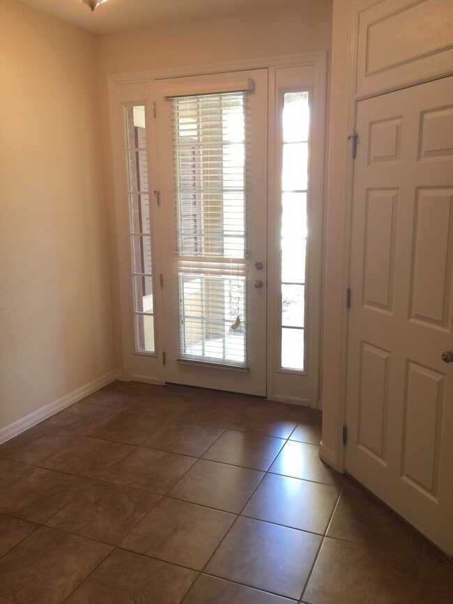 Building Photo - 5036 Matteo Trail