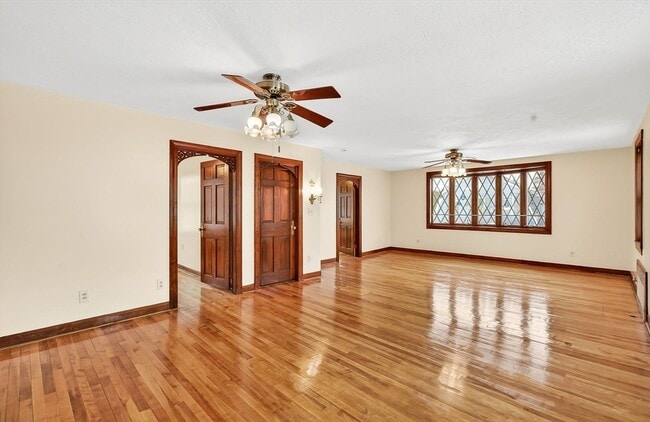 Building Photo - 20 Haynes Ct