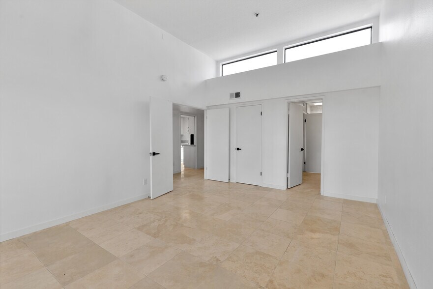 Building Photo - 280 Cagney Ln