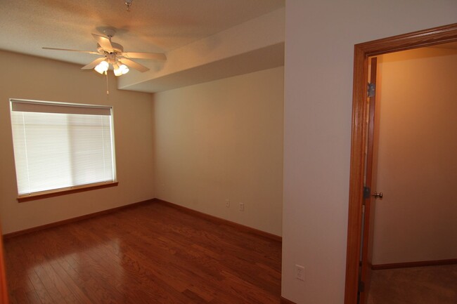 Building Photo - 4385 Berkeley Ln
