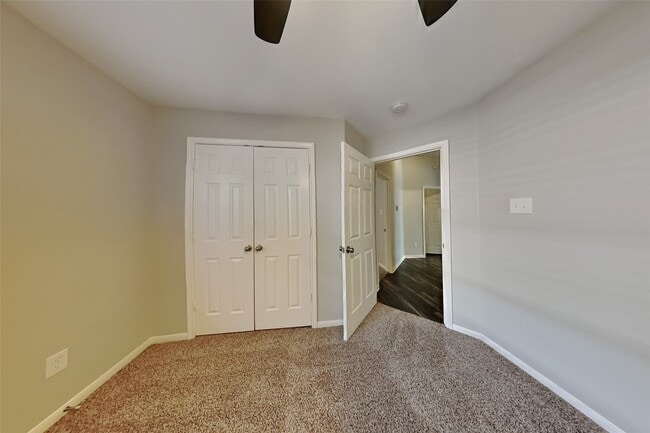 Building Photo - 22430 Bristolwood Ct
