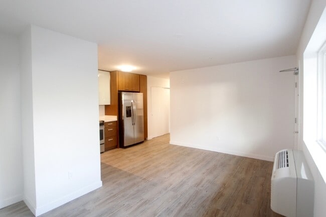 Building Photo - 1310 Pensacola St
