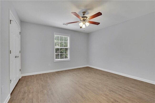 Building Photo - 13491 Spring View Dr