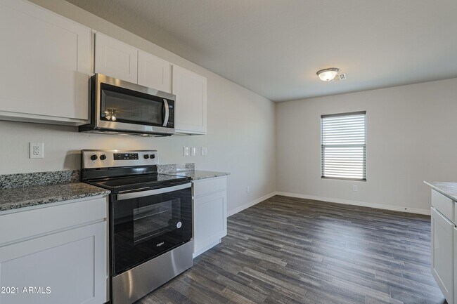 Building Photo - 110 Impala Pl