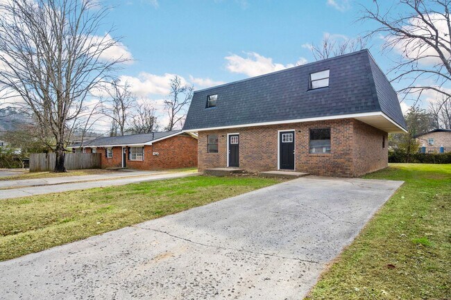 Building Photo - 3334 Gundy Dr