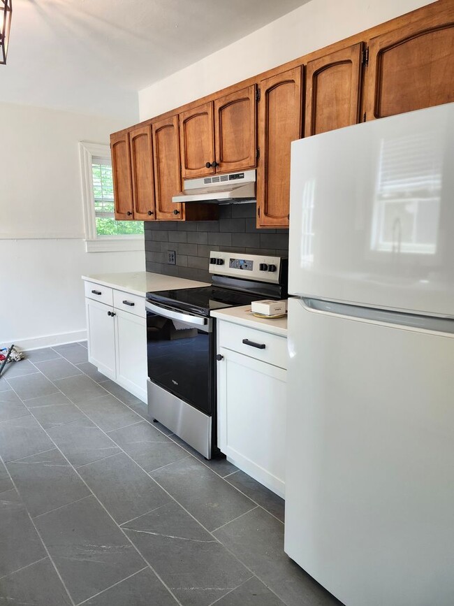 Building Photo - 2 Bedroom 1 bath home in Red Bank, TN