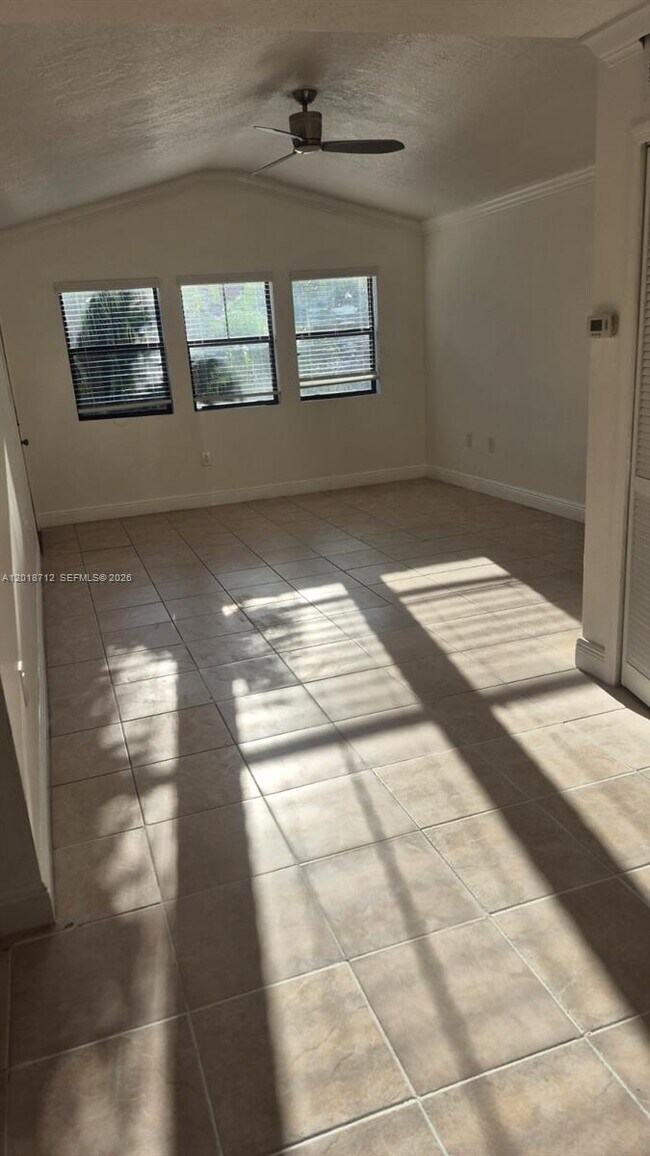 Building Photo - 15581 SW 104th Terrace
