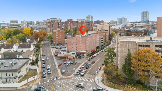 Building Photo - 125 Prospect St