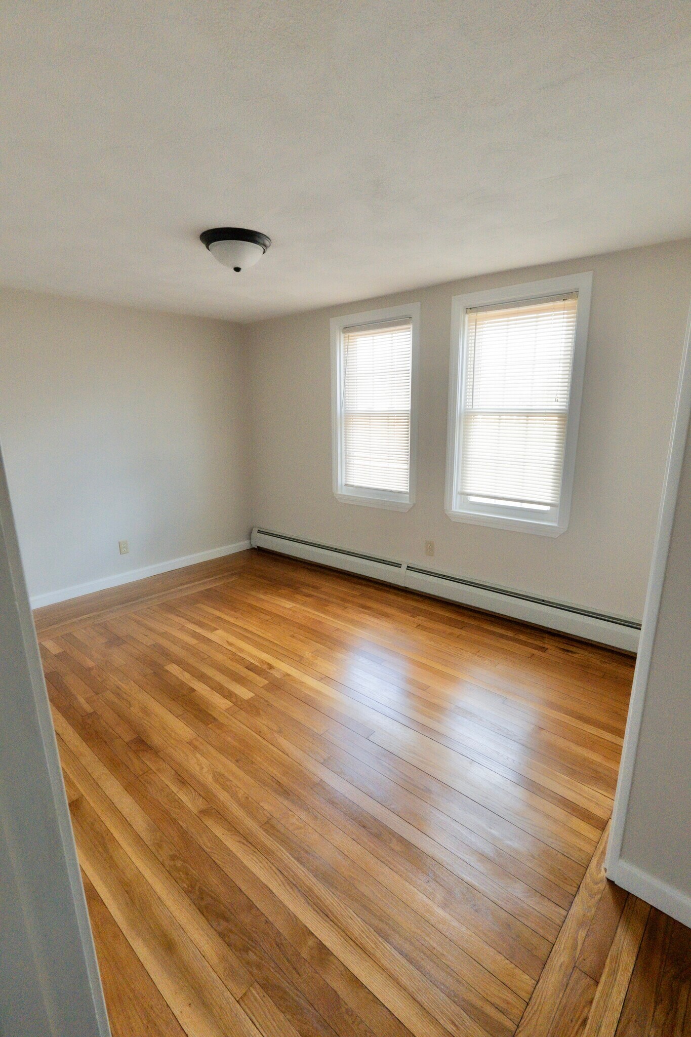 Building Photo - 178 Manning St