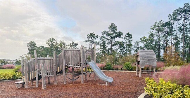 Building Photo - 13809 Luna Harvest Ave