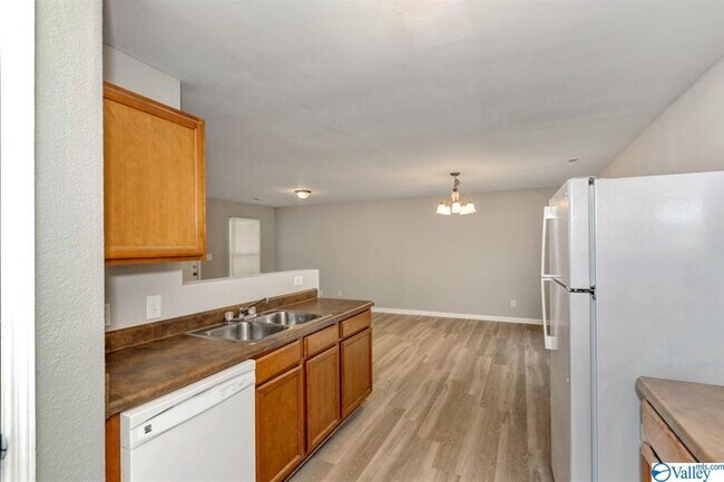 Building Photo - 138 Bayside Ln