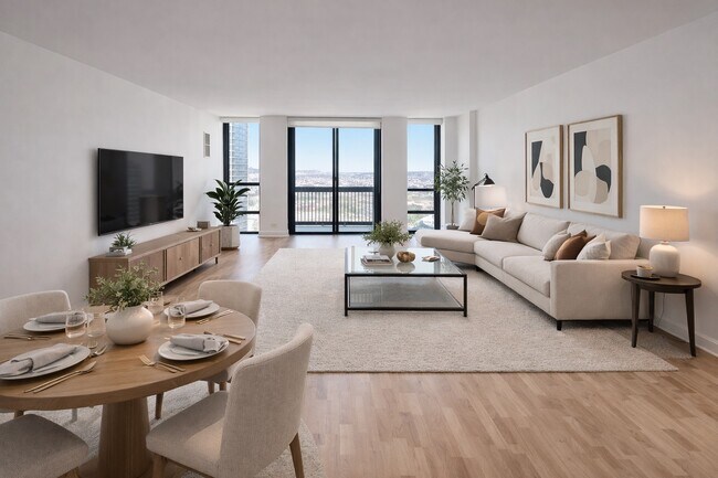 Building Photo - 1660 N La Salle Dr