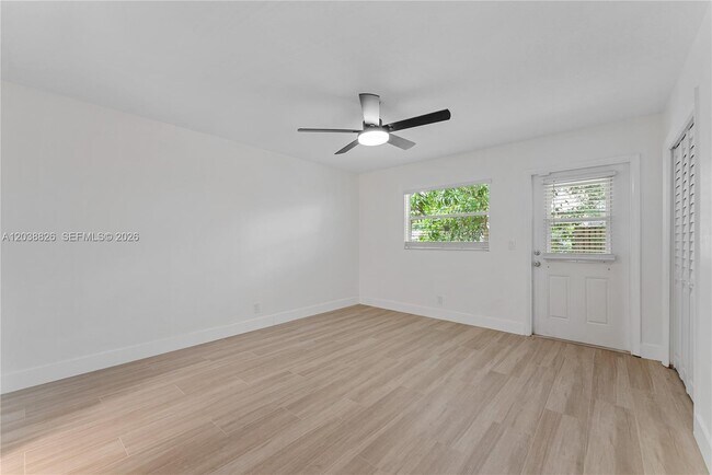 Building Photo - 10261 NW 35th St