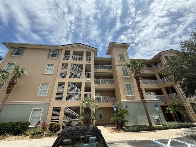 Primary Photo - 800 Canopy Walk Ln